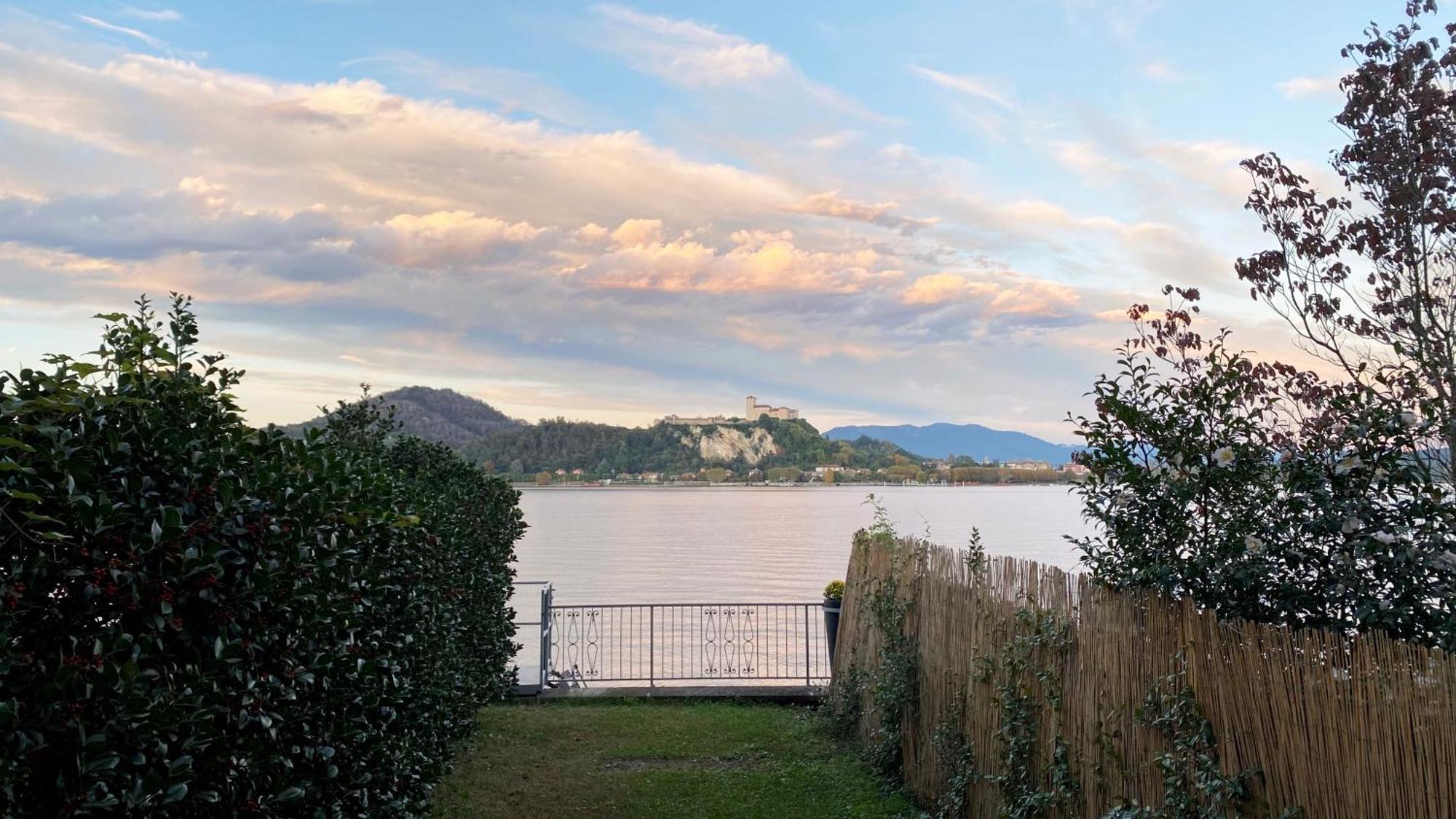 Fwl Italian Romance On The Lake Διαμέρισμα Arona Εξωτερικό φωτογραφία